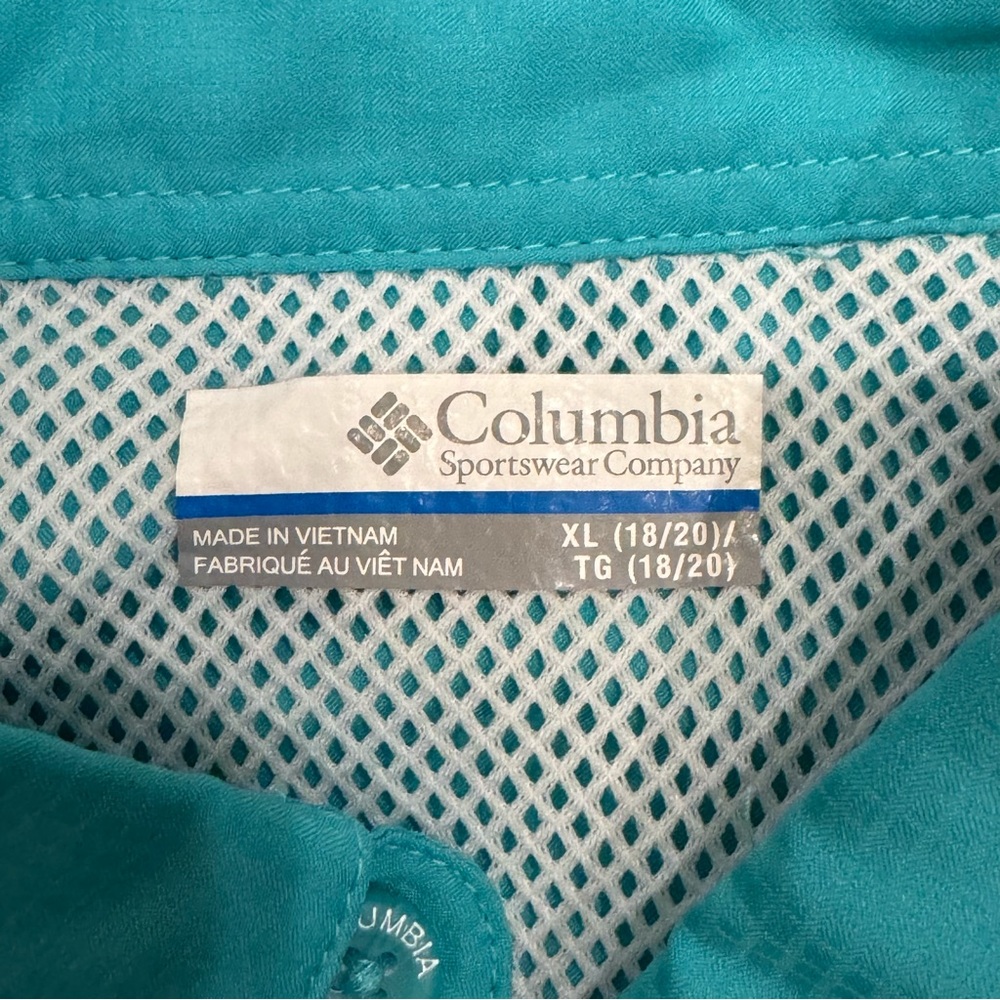 Columbia Fishing Shirts - Picture 2 of 3